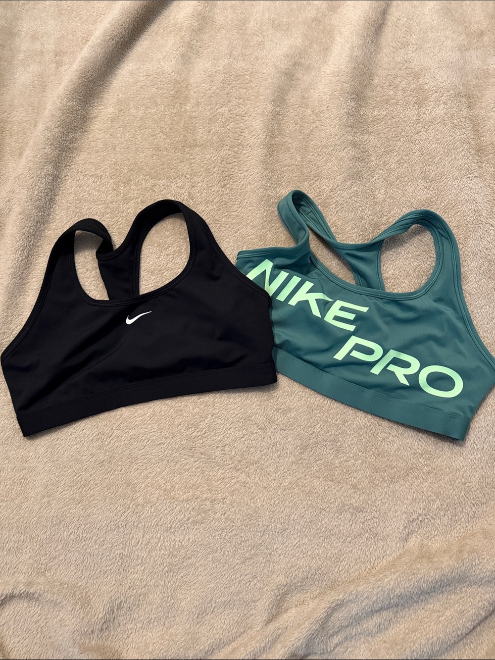 Nike Women’s Sports Bra Duo — Black & Green